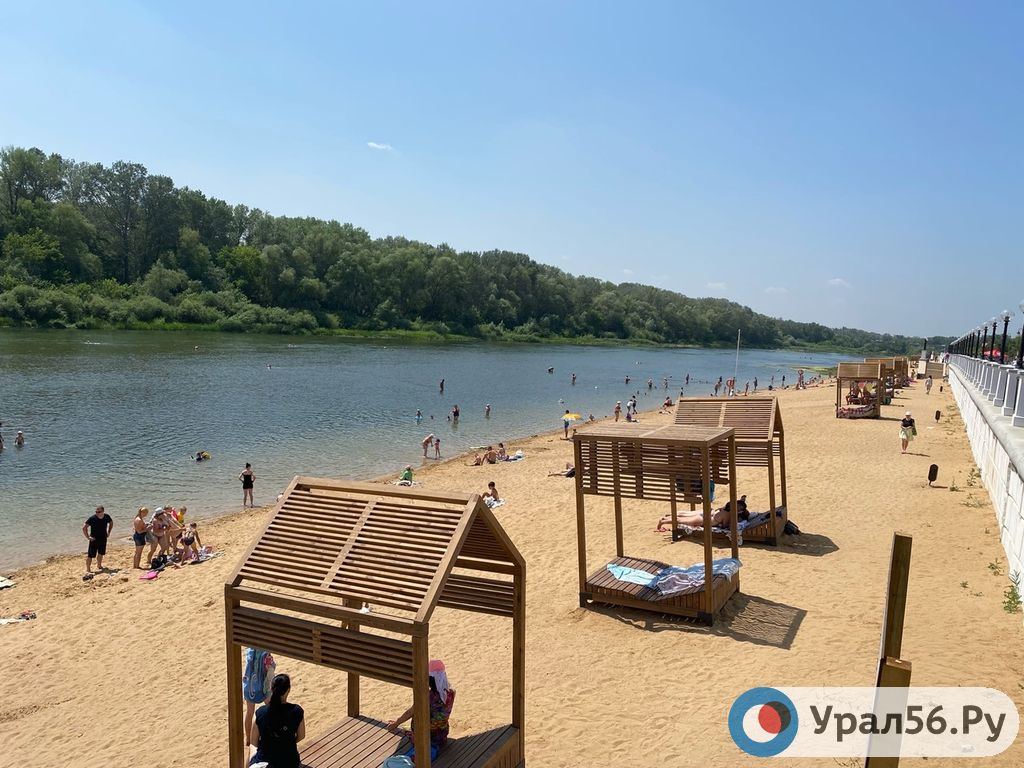 На пляже Оренбурга. Фото из архива
