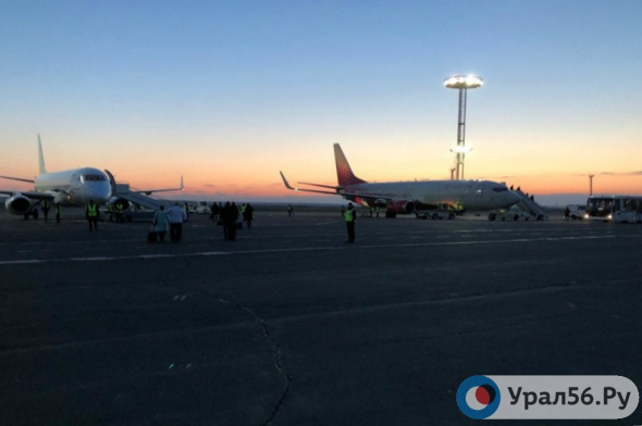 В аэропорту Оренбурга продолжают переноситься рейсы