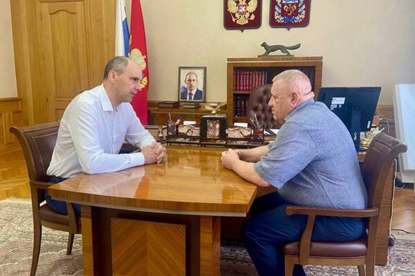 Денис Паслер и Владимир Дубровин. Источник: Правительство Оренбургской области