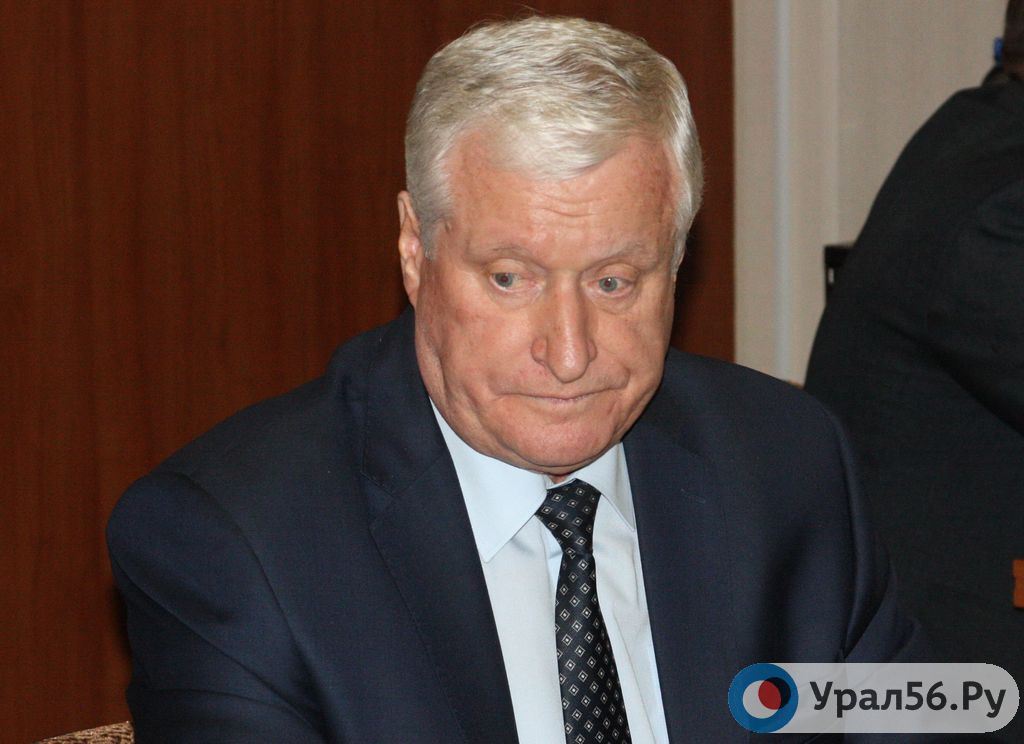 Председатель горсовета Виктор Франц