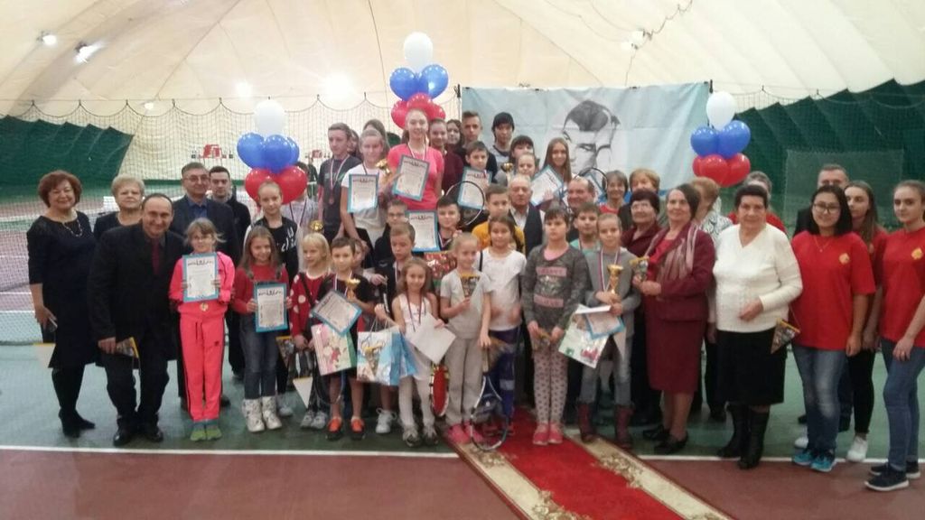 В Орске прошло традиционное первенство города по теннису, посвященное памяти В.П. Поляничко
