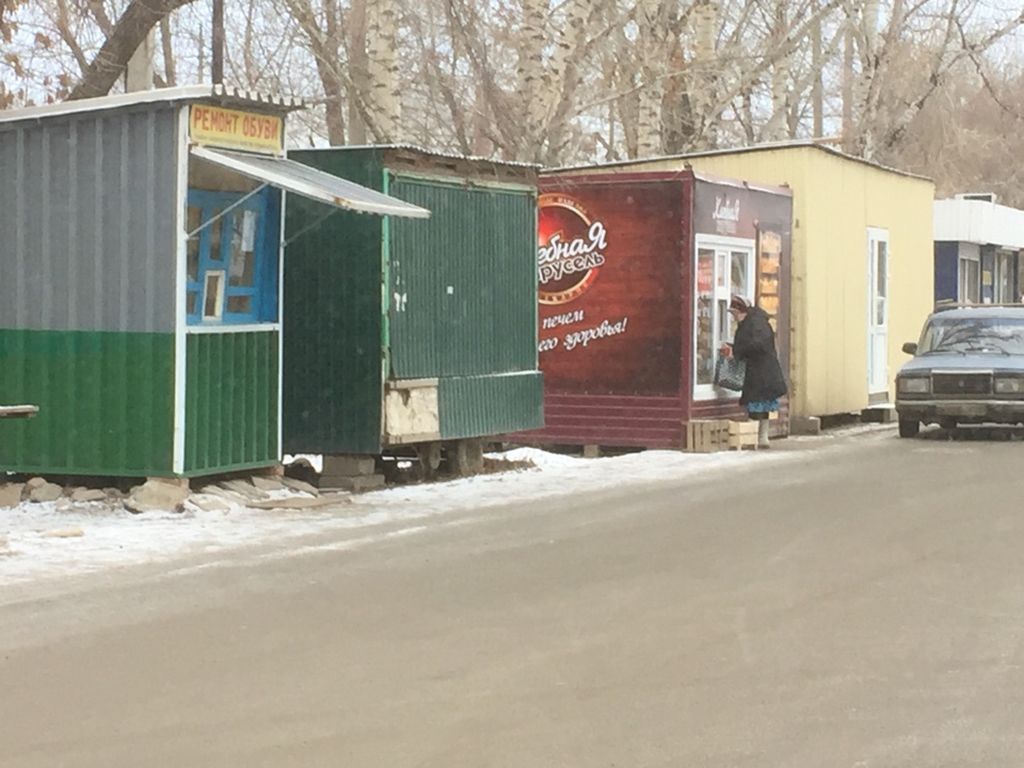В Оренбурге демонтируют 156 незаконно установленных киосков