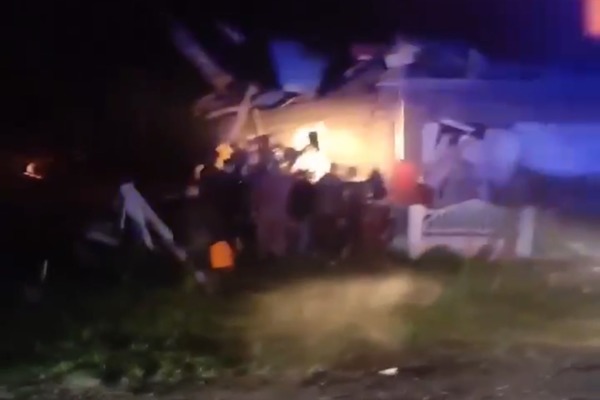 На месте происшествия. Стоп-кадр из видео ТГ-канала Baza