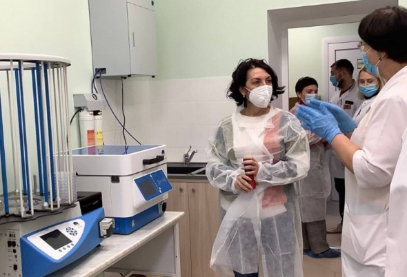 В Оренбургской областной инфекционной больнице модернизировали баклабораторию за 98 млн. рублей