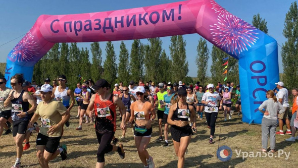 Под Орском прошел ежегодный трейл-забег «Царь горы». На старт вышли 160 участников