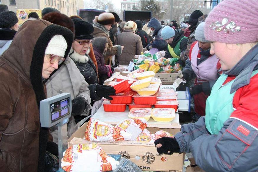 Предновогодняя ярмарка. Фото из архива