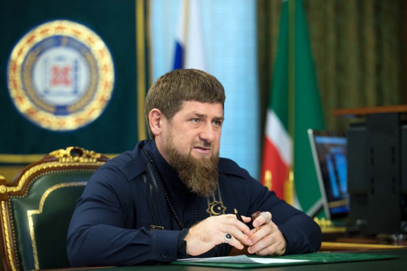 Рамзан Кадыров заявил, что чеченские бойцы «выехали в зону напряженности» и что «мятеж должен быть подавлен»