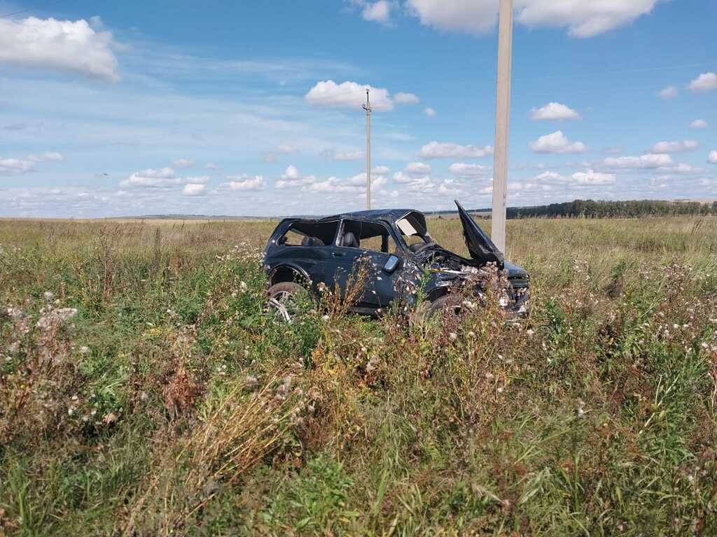 Авария на трассе Казань – Оренбург. Фото: УМВД России по Оренбургской области