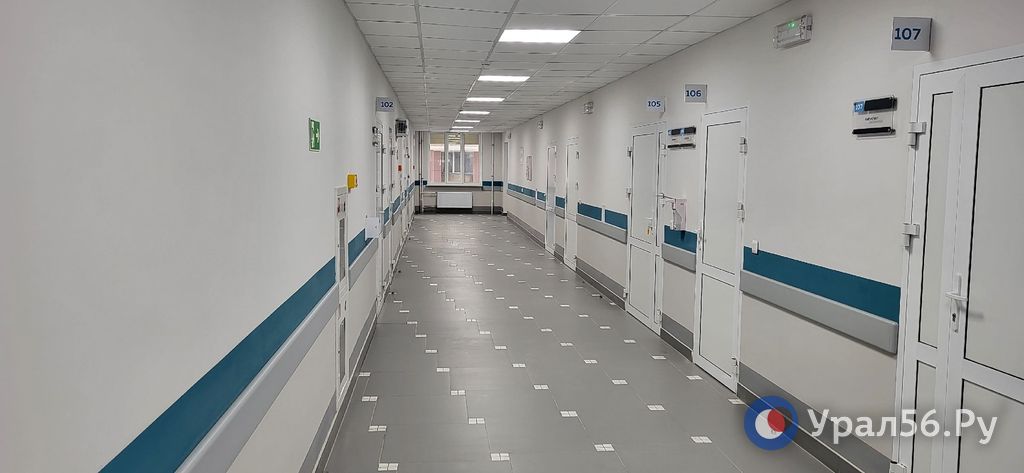 Коридор корпуса №5 ООКБ им. Войнова. Фото из архива