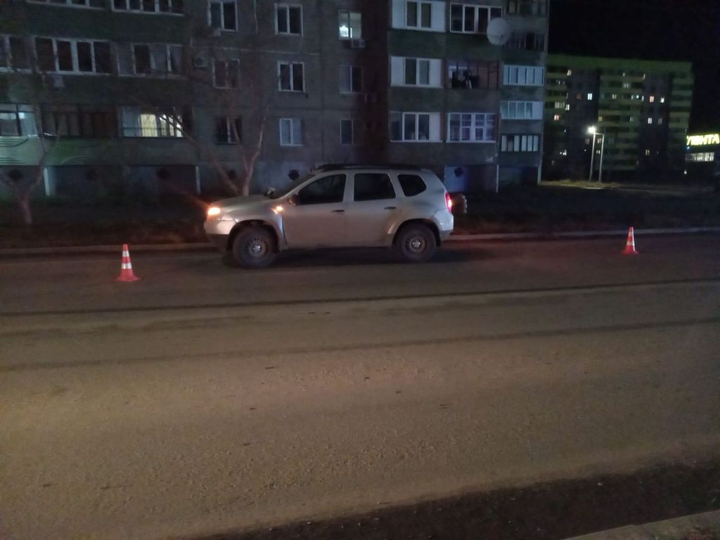 В Орске Renault Duster сбил двух пешеходов. Фото: УМВД России по Оренбургской области