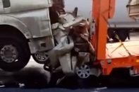 Видео жуткой аварии на трассе Оренбург — Казань на самом деле было снято в Ленинградской области