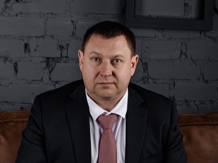 Денис Жаров