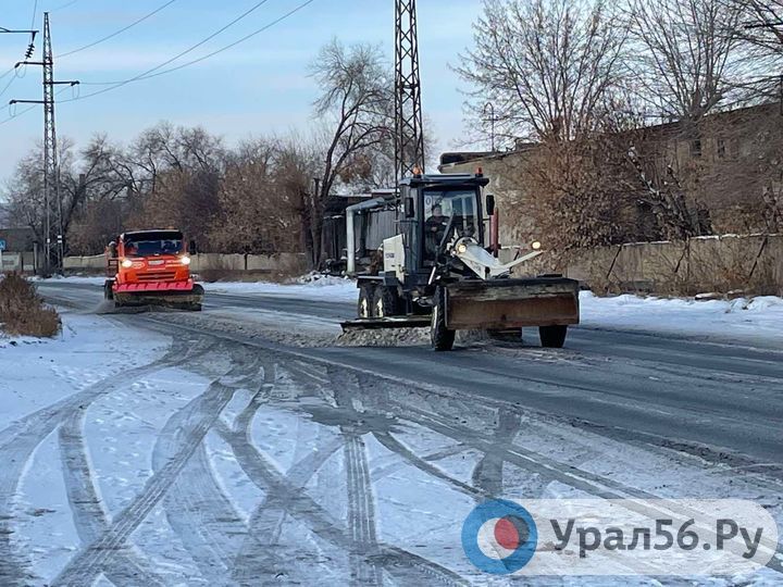 Уборка дорог в Орске