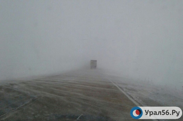 В Оренбургской области бушует непогода. Какие трассы закрыты? 