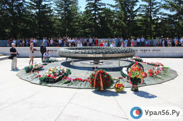 Врио губернатора Оренбургской области поручил ко Дню Победы привести в порядок памятники, посвященные Великой Отечественной войне