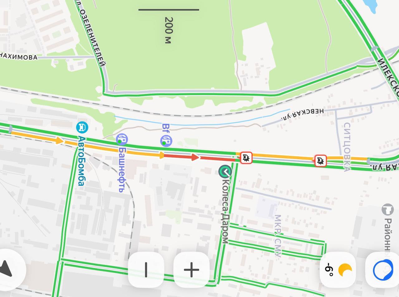 На улице Донгузской в Оренбурге произошли две аварии в обе стороны. Фото: Яндекс карты