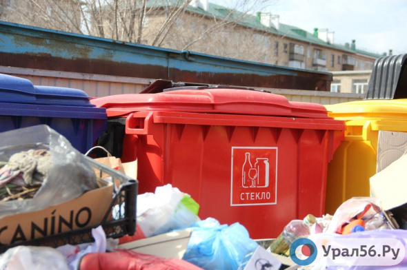 Главу Орска не устроила скорость ремонта и ввода в эксплуатацию заглубленных мусорных контейнеров