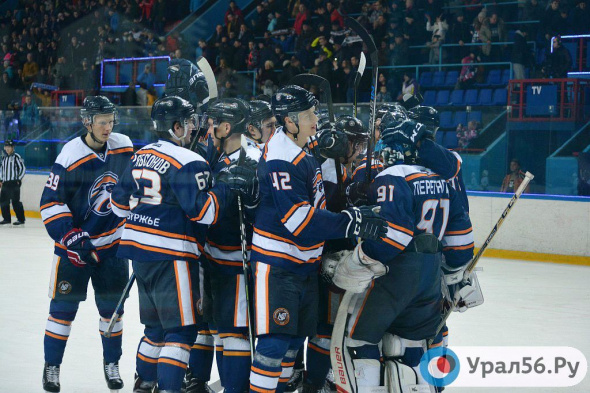 Сегодня в Орске ХК «Южный Урал» сыграет заключительный домашний матч 2021 года с ХК «Нефтяник»