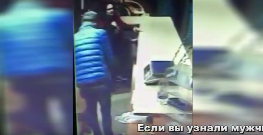 За один вечер мужчина напал на два магазина в Орске и Новотроицке
