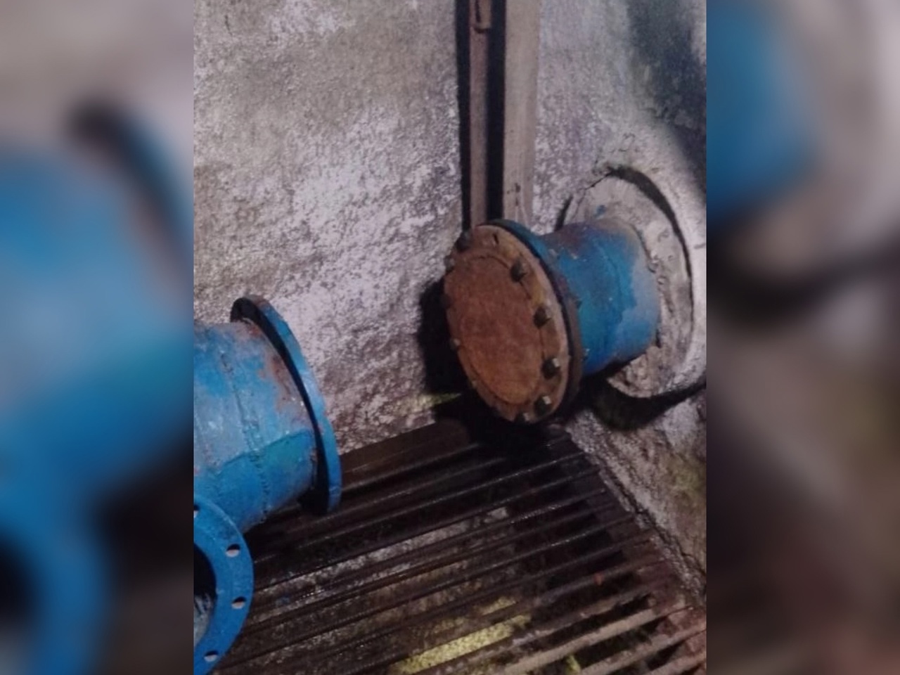 Место демонтированной задвижки. Фото: ООО «Оренбург Водоканал»