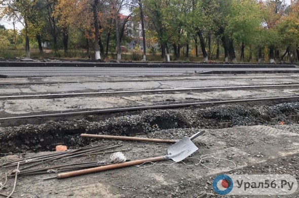 В администрации Орска вновь обсудили проблемы с ремонтом дорог и переездов