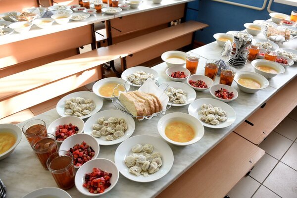 Пельмени предложили в качестве второго блюда в школе №33. Источник: Мэрия Оренбурга