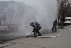 Комплексные учения 20-21.04.2010 в г.Орске 08.jpg