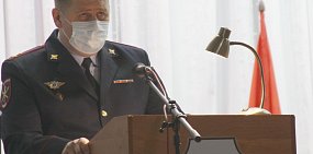 Орский депутат заявил, что полицейских заставляют покупать шины для служебных автомобилей