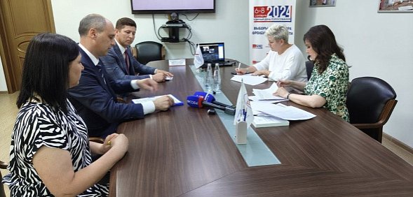Выдвижение кандидатов на выборы губернатора Оренбургской области закончится 26 июня. Кто уже подал документы?
