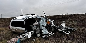 Смертельное ДТП на трассе Оренбург - Илек: столкнулись LADA Granta и  Peugeot 