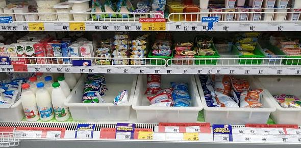 Продукты в магазине, фото: Урал56.Ру