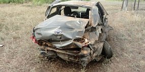 В Новоорском районе перевернулся Datsun с подростком за рулем. Его пассажир попал в больницу