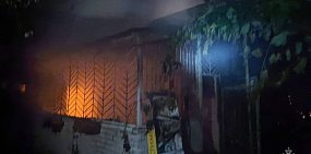 В Новотроицке во время пожара эвакуировали 6 человек, 2 из которых — дети
