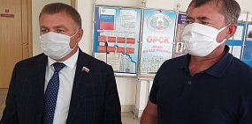 Орские депутаты хотят прогуляться по мусорным площадкам… и зовут с собой прокурора