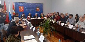 Во время заседания депутатов районного совета. Источник: Правительство Оренбургской области