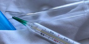 В трех школах Оренбургской области ввели карантин из-за вспышки внебольничной пневмонии