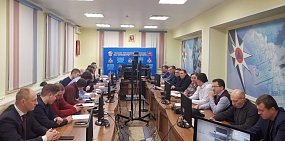 В результате обрушения моста в Оренбурге пострадали два человека