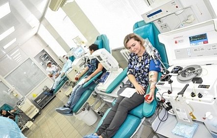 Оренбуржцы сдали кровь для пострадавших в трагедии в Керчи