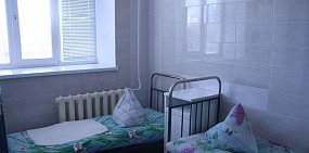 19-летний студент из Оренбургской сорвался с крыши, пытаясь попасть в квартиру девушки