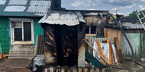 Пожилые супруги отравились дымом при пожаре в Новосергиевке