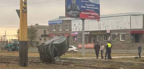 Автомобиль перевернулся и встал на бок: Житель Орска, который попал в жесткое ДТП на кольце ОЗТП, был пьян и лишен прав