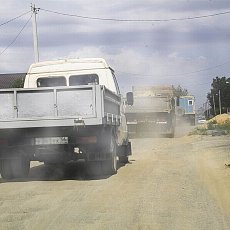 Пыль от транспорта на улице Ковыльной 31.07.2019г.. Фото очевидцев