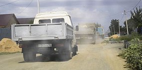В Орске жители улицы Ковыльной задыхаются от дорожной пыли