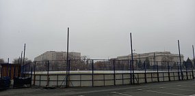 В центре Оренбурга уже установили каток к Новому году