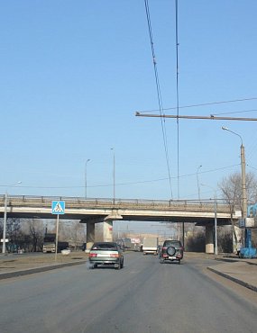 Кто будет ремонтировать мост-развязку на Илекском шоссе? Компания с одним сотрудником