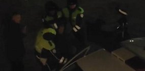 Момент задержания. Стоп-кадр из видео от подписчика