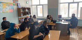 После обращения к президенту РФ с жителями поселка Пруды встретился прокурор Оренбурга и депутаты горсовета