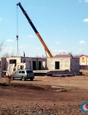 В Оренбурге в Авиагородке начался разбор конструкций недостроенного дома для инвалидов