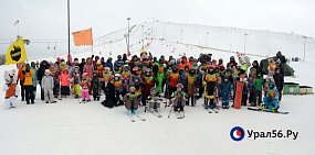 Стабильно на горнолыжке соревнуются около 60 детей
