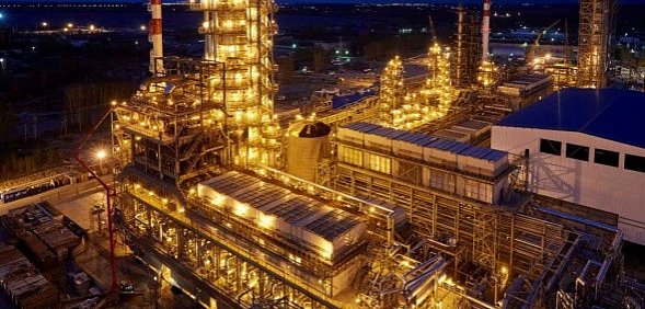 СМИ: Герману Грефу отказали в льготах для Антипинского нефтяного завода